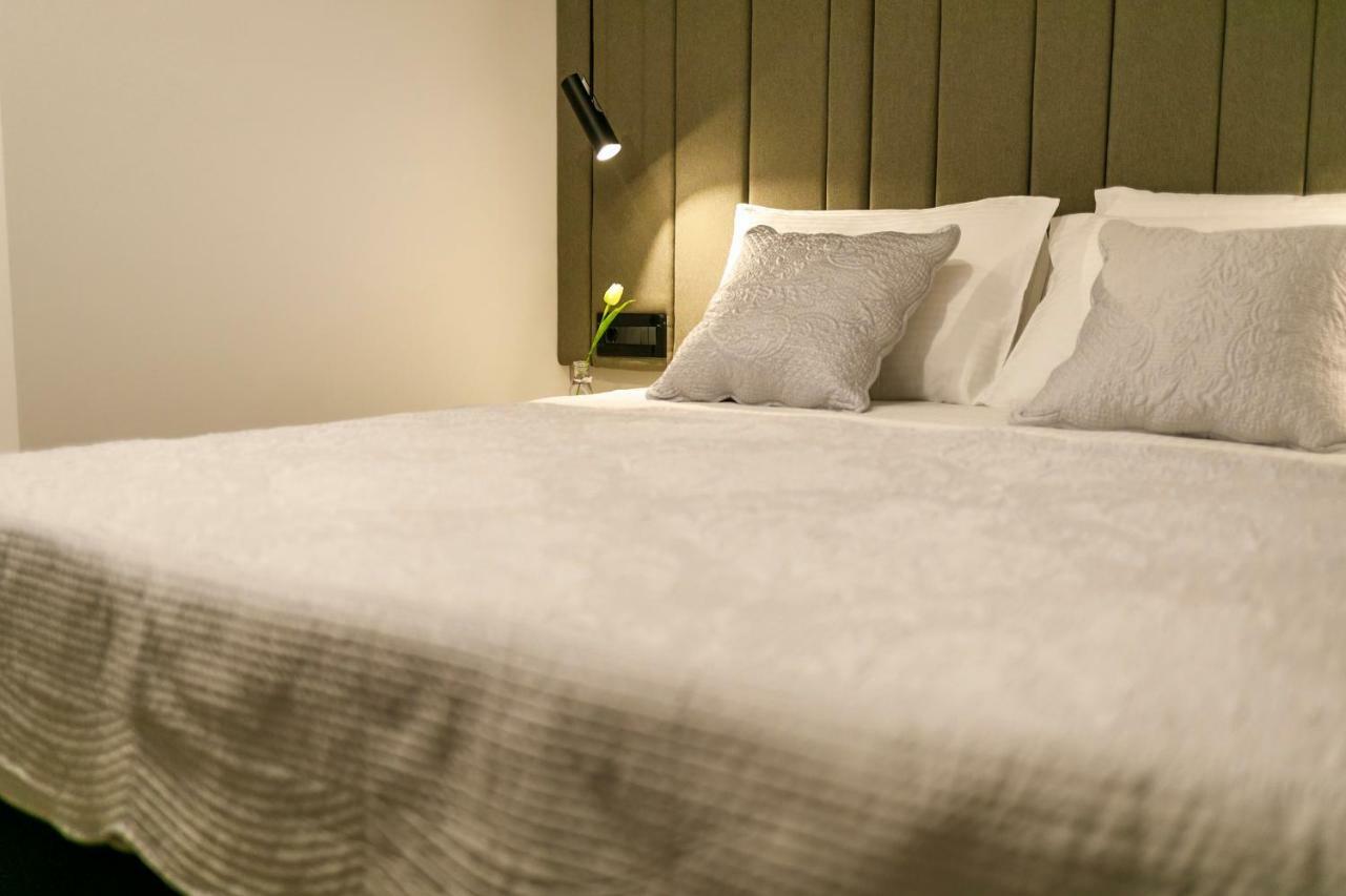 Le Soleil Rooms Split Bagian luar foto