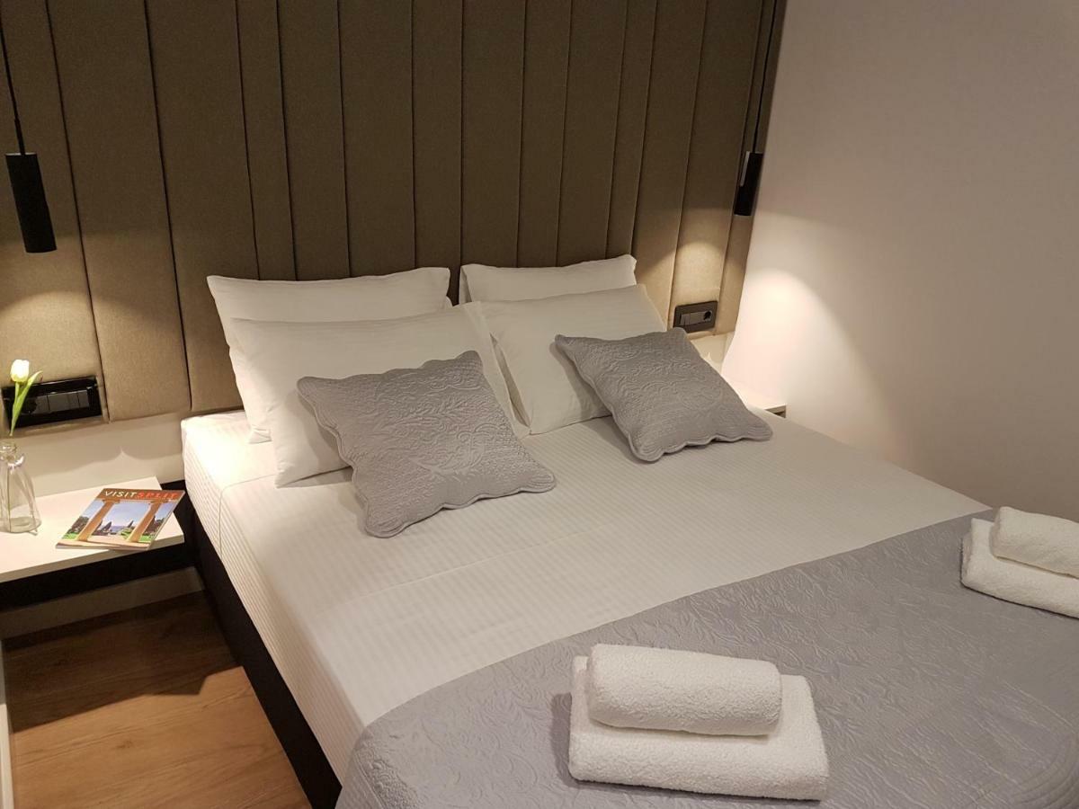 Le Soleil Rooms Split Bagian luar foto